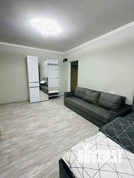 1-к квартира, посуточно, 41м2, 21/22 этаж