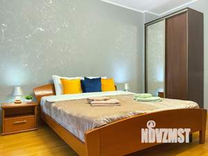 1-к квартира, посуточно, 65м2, 1/1 этаж