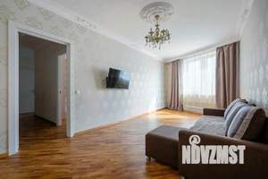 2-к квартира, посуточно, 64м2, 1/1 этаж