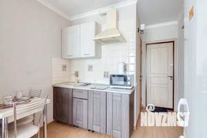 Студия квартира, посуточно, 22м2, 18/25 этаж