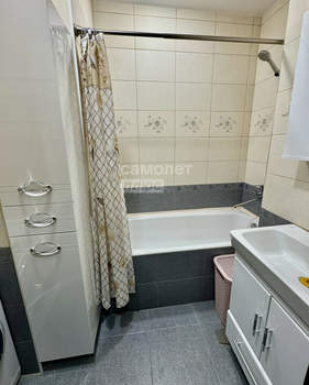 2-к квартира, вторичка, 47м2, 5/17 этаж