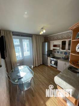 2-к квартира, вторичка, 60м2, 3/25 этаж