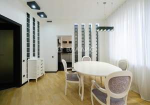 3-к квартира, вторичка, 121м2, 8/18 этаж