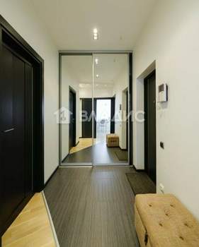 3-к квартира, вторичка, 121м2, 8/18 этаж