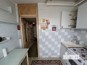 3-к квартира, вторичка, 49м2, 9/9 этаж