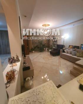 3-к квартира, вторичка, 110м2, 8/25 этаж