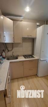 2-к квартира, вторичка, 42м2, 3/5 этаж