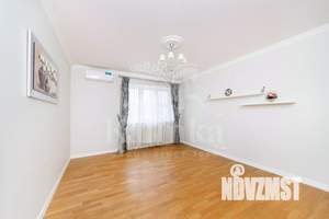 2-к квартира, вторичка, 72м2, 5/25 этаж