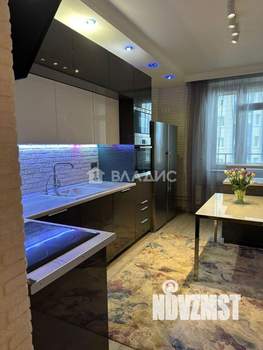 3-к квартира, вторичка, 90м2, 11/17 этаж