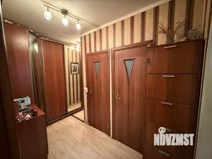 2-к квартира, вторичка, 43м2, 1/9 этаж