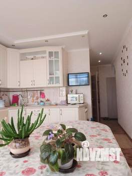 2-к квартира, вторичка, 66м2, 10/19 этаж