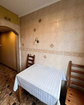 3-к квартира, вторичка, 49м2, 8/9 этаж