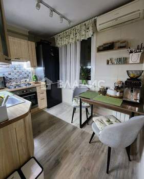 2-к квартира, вторичка, 51м2, 8/9 этаж