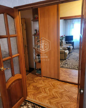 3-к квартира, вторичка, 77м2, 1/10 этаж