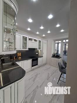 3-к квартира, вторичка, 120м2, 7/10 этаж