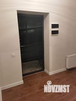 Студия квартира, вторичка, 32м2, 1/9 этаж