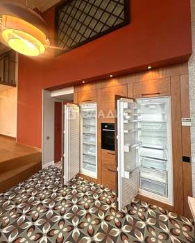 6-к квартира, вторичка, 240м2, 9/9 этаж