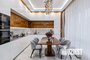 4-к квартира, вторичка, 152м2, 8/8 этаж