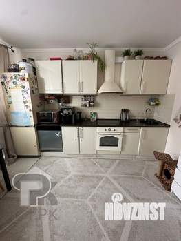 2-к квартира, вторичка, 53м2, 1/4 этаж