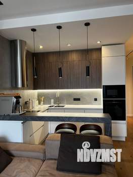 2-к квартира, вторичка, 92м2, 29/37 этаж