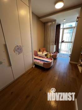 2-к квартира, вторичка, 92м2, 29/37 этаж