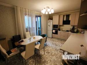 2-к квартира, вторичка, 71м2, 14/17 этаж