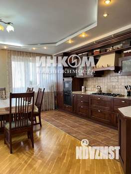 4-к квартира, вторичка, 210м2, 6/7 этаж