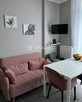 1-к квартира, вторичка, 42м2, 4/4 этаж