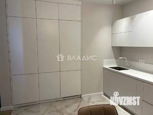 2-к квартира, вторичка, 63м2, 13/25 этаж