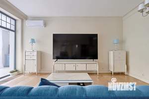 4-к квартира, вторичка, 364м2, 1/4 этаж