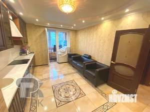 2-к квартира, вторичка, 64м2, 3/17 этаж