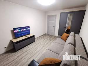 2-к квартира, вторичка, 46м2, 1/4 этаж