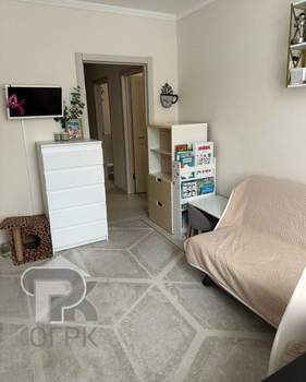 2-к квартира, вторичка, 53м2, 1/4 этаж