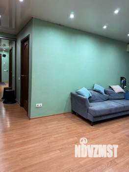 3-к квартира, вторичка, 60м2, 9/9 этаж