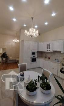 2-к квартира, вторичка, 79м2, 7/9 этаж