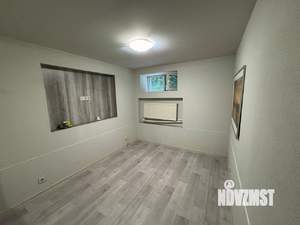 2-к квартира, вторичка, 37м2, 1/5 этаж