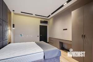 2-к квартира, вторичка, 77м2, 25/37 этаж