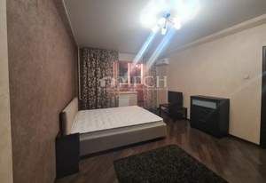 1-к квартира, вторичка, 42м2, 5/19 этаж