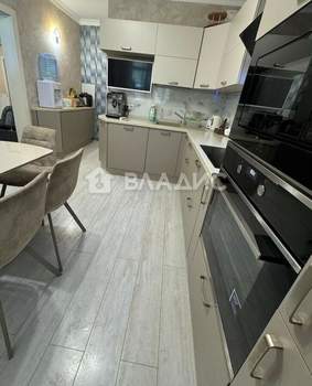 3-к квартира, вторичка, 87м2, 23/23 этаж