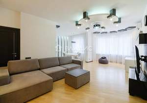 3-к квартира, вторичка, 121м2, 8/8 этаж