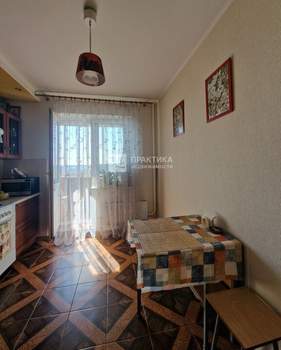 2-к квартира, вторичка, 63м2, 8/17 этаж