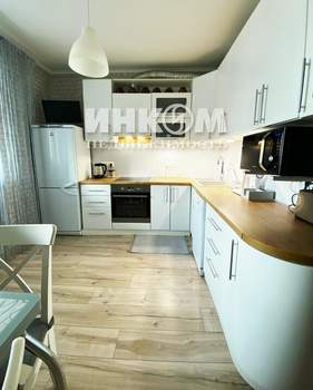 2-к квартира, вторичка, 61м2, 3/25 этаж