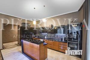 3-к квартира, вторичка, 100м2, 4/9 этаж