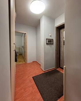 2-к квартира, вторичка, 50м2, 9/10 этаж