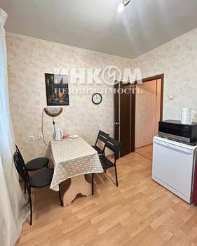 1-к квартира, вторичка, 42м2, 15/25 этаж