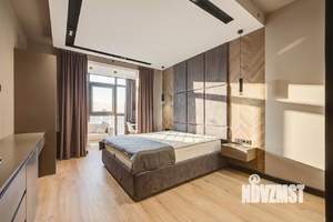 2-к квартира, вторичка, 77м2, 25/37 этаж