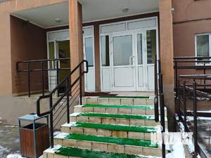 2-к квартира, вторичка, 61м2, 1/17 этаж