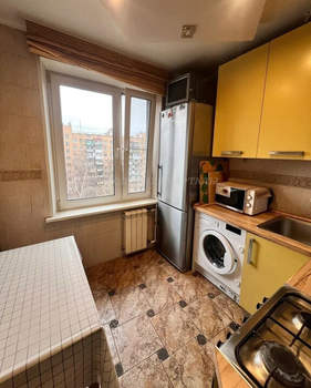 3-к квартира, вторичка, 49м2, 8/9 этаж