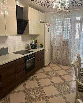 3-к квартира, вторичка, 88м2, 9/18 этаж