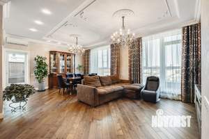 4-к квартира, вторичка, 147м2, 7/7 этаж